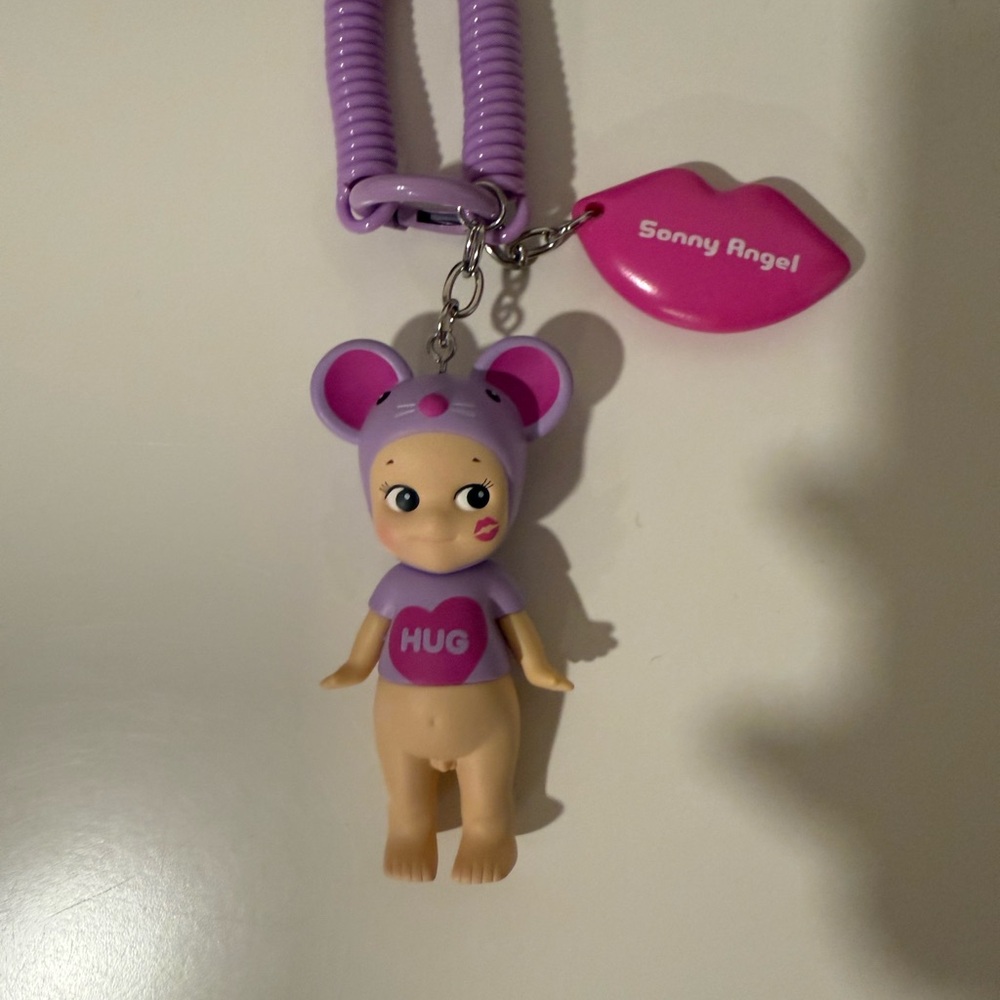 Sonny Angel Kiss Kiss Keychain Series- Mouse